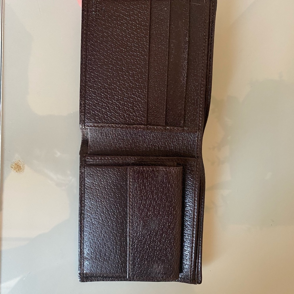 SOLD Gucci Monogram Leather Wallet - Picture 3 of 16